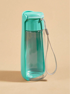 Green Pet Water Bottle: Foldable 500ml for Outdoor Use